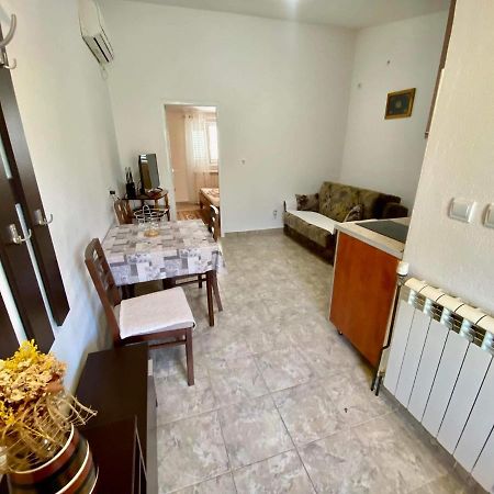 شقة Apartman Slavica كوتور المظهر الخارجي الصورة
